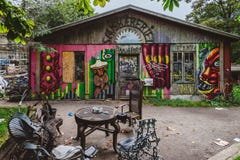Grafitti i det Christiania området i Köpenhamn arkivbild Grafitti i det Christiania området i Köpenhamn arkivbild