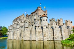 Gravensteen, castelo das contagens em Ghent, Bélgica imagem de stock Gravensteen, castelo das contagens em Ghent, Bélgica imagem de stock