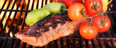 Grilled Ribs with Bell Pepper and tomato