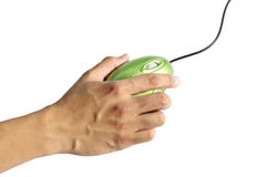 Groene van computermuis en mensen hand Royalty-vrije Stock Afbeeldingen Groene van computermuis en mensen hand Royalty-vrije Stock Afbeeldingen