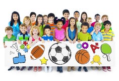 Groep de Raad van de Kinderenholding stock afbeeldingen Groep de Raad van de Kinderenholding stock afbeeldingen