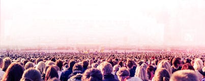 Große Masse der Leute lizenzfreie stockbilder Große Masse der Leute lizenzfreie stockbilder