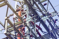 Großer Elektrizitätsübertragungs-Mast Lizenzfreie Stockfotografie Großer Elektrizitätsübertragungs-Mast Lizenzfreie Stockfotografie
