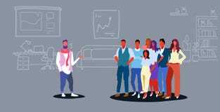 Grupo de los empresarios que escucha su hombre de negocios casual del discurso del jefe que habla para combinar encontrando la of ilustración del vector Grupo de los empresarios que escucha su hombre de negocios casual del discurso del jefe que habla para combinar encontrando la of ilustración del vector