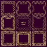 Grupo de quadros das linhas tênues no estilo do vintage Teste padrão spirographic ornamentado dourado em um fundo lilás escuro ilustração stock Grupo de quadros das linhas tênues no estilo do vintage Teste padrão spirographic ornamentado dourado em um fundo lilás escuro ilustração stock