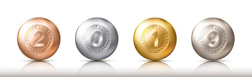 Grupp av realistiska genomskinliga struntsaker, sfärer eller bollar i olika skuggor av metallisk guld- och silverfärg med nummer stock illustrationer Grupp av realistiska genomskinliga struntsaker, sfärer eller bollar i olika skuggor av metallisk guld- och silverfärg med nummer stock illustrationer