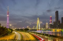 GuangZhou, ZhujiangNewTown, LiedeBridge royalty-vrije stock fotografie GuangZhou, ZhujiangNewTown, LiedeBridge royalty-vrije stock fotografie