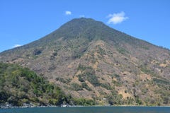 Guatemala panorâmico do lago Atitlan das paisagens fotos de stock royalty free Guatemala panorâmico do lago Atitlan das paisagens fotos de stock royalty free