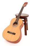 Guitarra acústica del niño imágenes de archivo libres de regalías Guitarra acústica del niño imágenes de archivo libres de regalías
