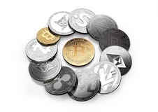 Guld- bitcoin och olika cryptos som isoleras omkring på vit vektor illustrationer Guld- bitcoin och olika cryptos som isoleras omkring på vit vektor illustrationer