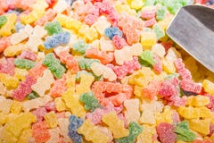 Gummy καραμέλα αρκούδων που καλύπτεται με την ξινή ζάχαρη στοκ φωτογραφίες Gummy καραμέλα αρκούδων που καλύπτεται με την ξινή ζάχαρη στοκ φωτογραφίες