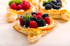 Gâteaux de pâte feuilletée photographie stock Gâteaux de pâte feuilletée photographie stock