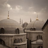 Hagia Sophia και μπλε μουσουλμανικό τέμενος, Ιστανμπούλ, Τουρκία - το Δεκέμβριο του 2014 στοκ εικόνες με δικαίωμα ελεύθερης χρήσης Hagia Sophia και μπλε μουσουλμανικό τέμενος, Ιστανμπούλ, Τουρκία - το Δεκέμβριο του 2014 στοκ εικόνες με δικαίωμα ελεύθερης χρήσης