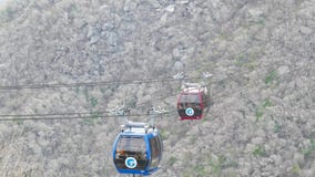 Hakone-Drahtseilbahnüberschreiten von Hakone-Berg Hakone-Drahtseilbahnüberschreiten von Hakone-Berg