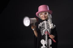Halloween Kind im Kostüm für Halloween stockfoto Halloween Kind im Kostüm für Halloween stockfoto