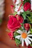 Handcrafted bloemenregeling royalty-vrije stock foto Handcrafted bloemenregeling royalty-vrije stock foto