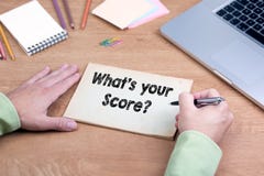Handschrift What& x27; s Ihr Ergebnis? Schreibtisch mit einem Laptop und einem St. stockfotografie Handschrift What& x27; s Ihr Ergebnis? Schreibtisch mit einem Laptop und einem St. stockfotografie