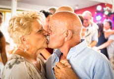 https://thumbs.dreamstime.com/t/happy-senior-retired-couple-having-fun-dancing-restaurant-kissing-wedding-celebration-party-love-concept-joyful-82767963.jpg