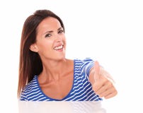 sexy-young-thumbs