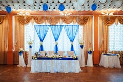 Head table for newlyweds at the wedding hall royalty free stock images Head table for newlyweds at the wedding hall royalty free stock images