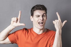 Het concept van de de jeugdcultuur voor de jonge mens die met LOL-teken knipogen Stock Afbeelding Het concept van de de jeugdcultuur voor de jonge mens die met LOL-teken knipogen Stock Afbeelding