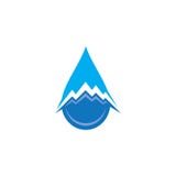Het embleem van de de bergheuvel van de waterdaling stock illustratie Het embleem van de de bergheuvel van de waterdaling stock illustratie