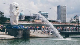 Het Merlion-standbeeld stock afbeeldingen Het Merlion-standbeeld stock afbeeldingen