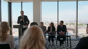 Het seminarie van bedrijfssprekersar Het seminarie van bedrijfssprekersar