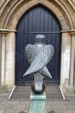 Het standbeeld en de deuropening van Eagle royalty-vrije stock afbeelding Het standbeeld en de deuropening van Eagle royalty-vrije stock afbeelding