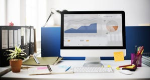 Het Successtrategie van de grafiekgroei Marketing Computerconcept royalty-vrije stock foto Het Successtrategie van de grafiekgroei Marketing Computerconcept royalty-vrije stock foto