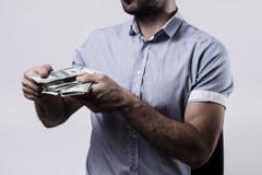 Het Tellende Geld van de mens royalty-vrije stock afbeelding Het Tellende Geld van de mens royalty-vrije stock afbeelding