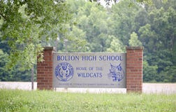 High School de Bolton, casa dos Wildcats imagem de stock royalty free High School de Bolton, casa dos Wildcats imagem de stock royalty free