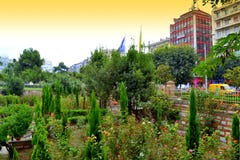 Himla- trädgård i i stadens centrum Thessaloniki Royaltyfria Bilder Himla- trädgård i i stadens centrum Thessaloniki Royaltyfria Bilder