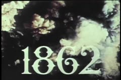 Historische Wiederinkraftsetzung der Bürgerkriegkampfszene durch Rauch stock video footage Historische Wiederinkraftsetzung der Bürgerkriegkampfszene durch Rauch stock video footage