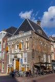 Historisches Gebäude am zentralen Marktplatz von Haarlem Lizenzfreies Stockfoto Historisches Gebäude am zentralen Marktplatz von Haarlem Lizenzfreies Stockfoto