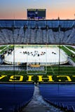 Hockey bij Michigan Stadium royalty-vrije stock afbeeldingen Hockey bij Michigan Stadium royalty-vrije stock afbeeldingen