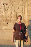 Hogere Vrouw, Pensioneringsreis, Egypte stock foto's Hogere Vrouw, Pensioneringsreis, Egypte stock foto's