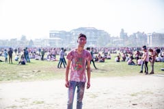Holi il festival della celebrazione di colori in Tundikhel Kathmandu Nepal fotografia stock libera da diritti Holi il festival della celebrazione di colori in Tundikhel Kathmandu Nepal fotografia stock libera da diritti