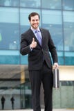 Homem de negócios feliz e bem sucedido foto de stock Homem de negócios feliz e bem sucedido foto de stock
