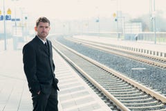 Homem na viagem de negócios imagem de stock Homem na viagem de negócios imagem de stock