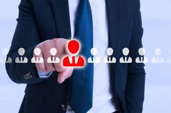 Homme d'affaires se dirigeant sur l'icône de contact de l'écran images stock Homme d'affaires se dirigeant sur l'icône de contact de l'écran images stock