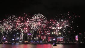 Hong Kong : Affichage chinois 2016 de feux d'artifice de nouvelle année Hong Kong : Affichage chinois 2016 de feux d'artifice de nouvelle année