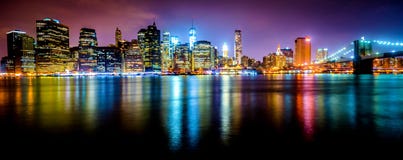 Horisont 1 för New York City Lower Manhattannatt Arkivfoto Horisont 1 för New York City Lower Manhattannatt Arkivfoto