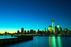 Horizon de New York la nuit, Etats-Unis photos stock Horizon de New York la nuit, Etats-Unis photos stock