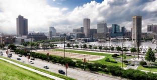 Horizon en Park van de Haven van Baltimore Maryland het de Binnen stock foto Horizon en Park van de Haven van Baltimore Maryland het de Binnen stock foto
