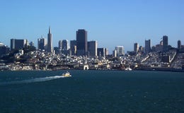 Horizonte de San Francisco Bay Fotos de archivo Horizonte de San Francisco Bay Fotos de archivo