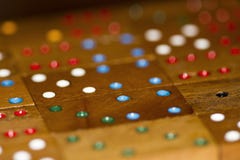 Houten domino's en aantallen royalty-vrije stock afbeelding Houten domino's en aantallen royalty-vrije stock afbeelding