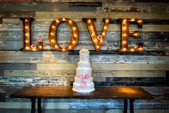 Huwelijkscake met Liefde stock afbeelding Huwelijkscake met Liefde stock afbeelding