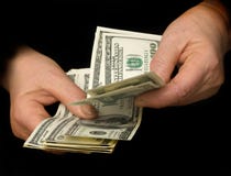 Hände, die Dollar zählen Hände, die Dollar zählen