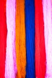 Hängende Beschaffenheit und Hintergrund des Silk Schrittes Lizenzfreie Stockfotos Hängende Beschaffenheit und Hintergrund des Silk Schrittes Lizenzfreie Stockfotos